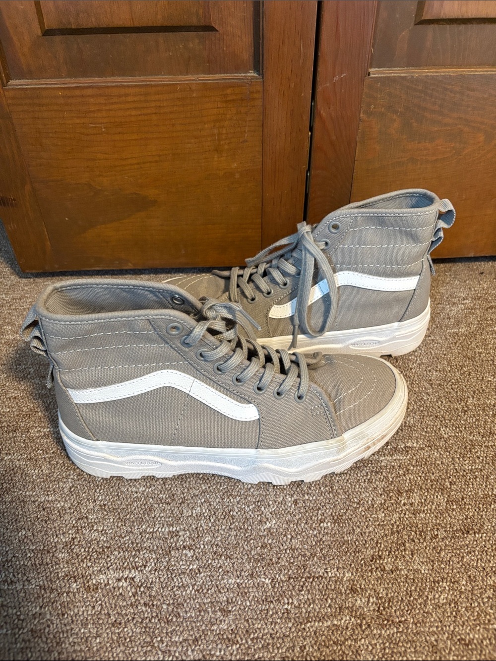 Vans Women Gray High-Top Skate Shoes with White Stripe